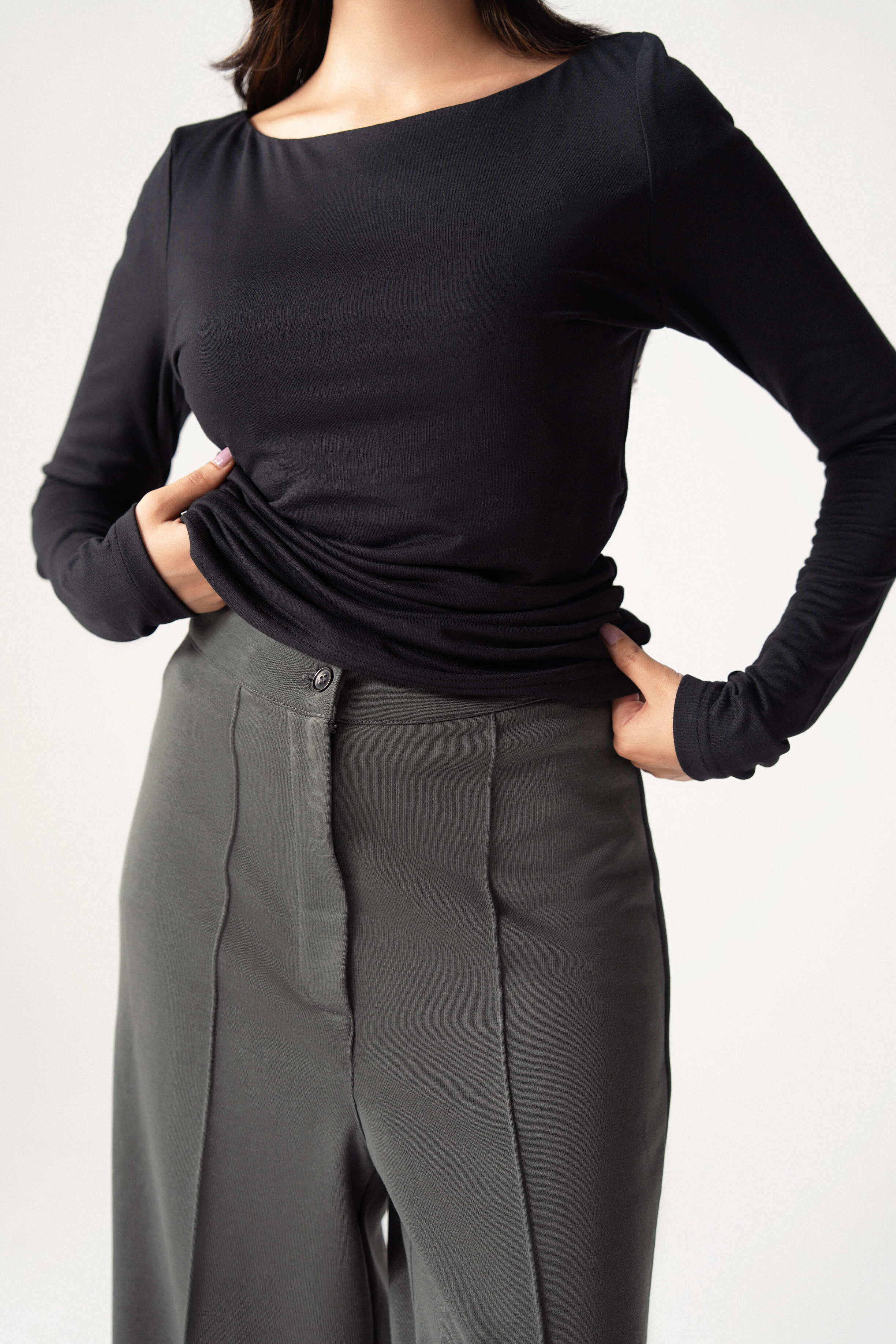 Fitted Long Sleeves Top - Boat NeckLine