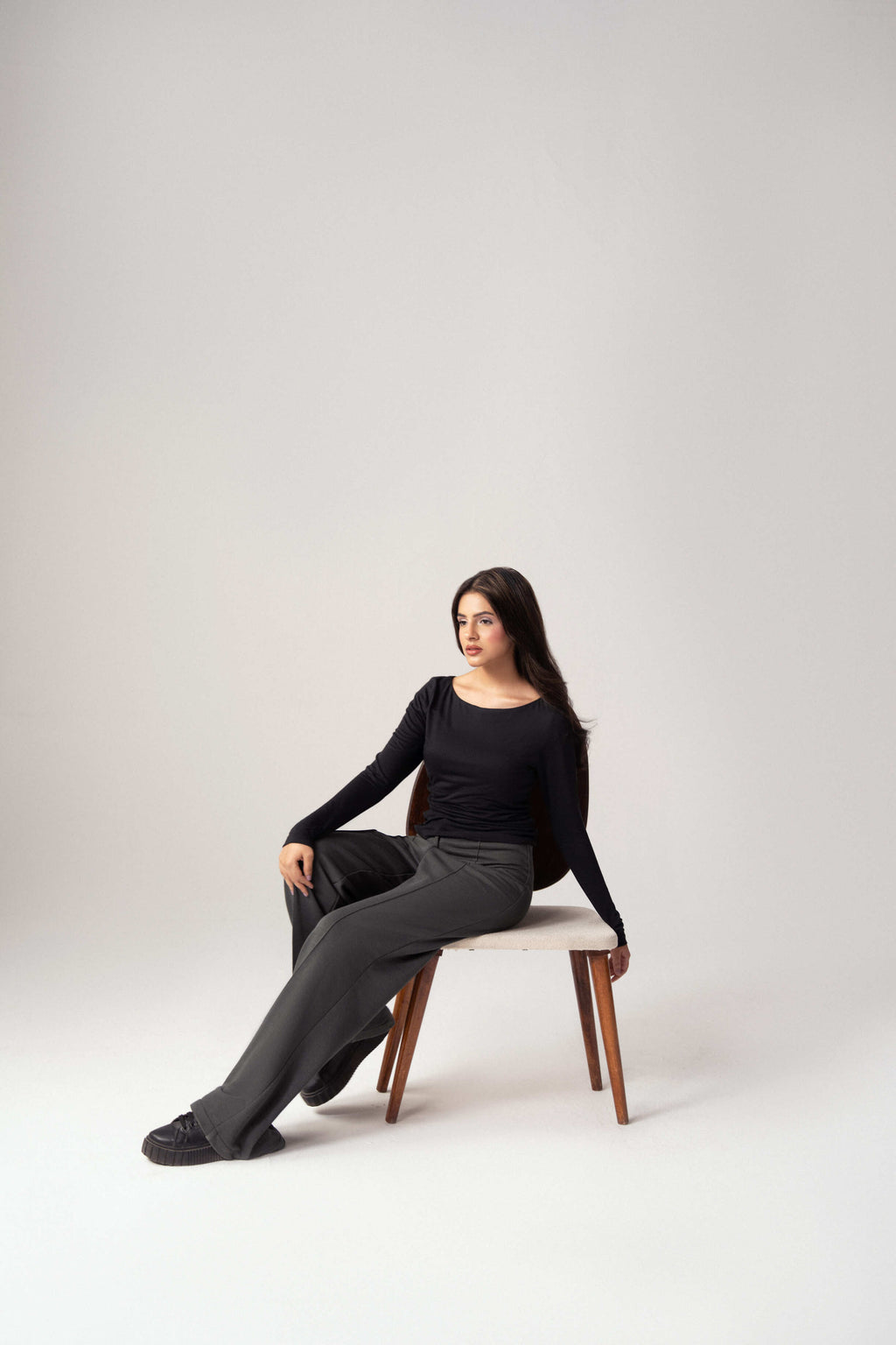 Fitted Long Sleeves Top - Boat NeckLine
