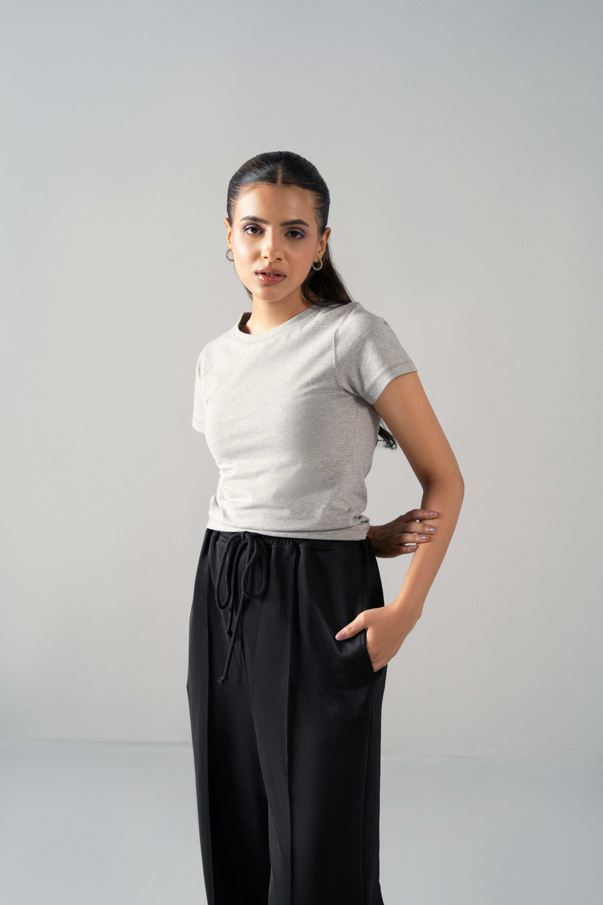 Linear Fitted Tee