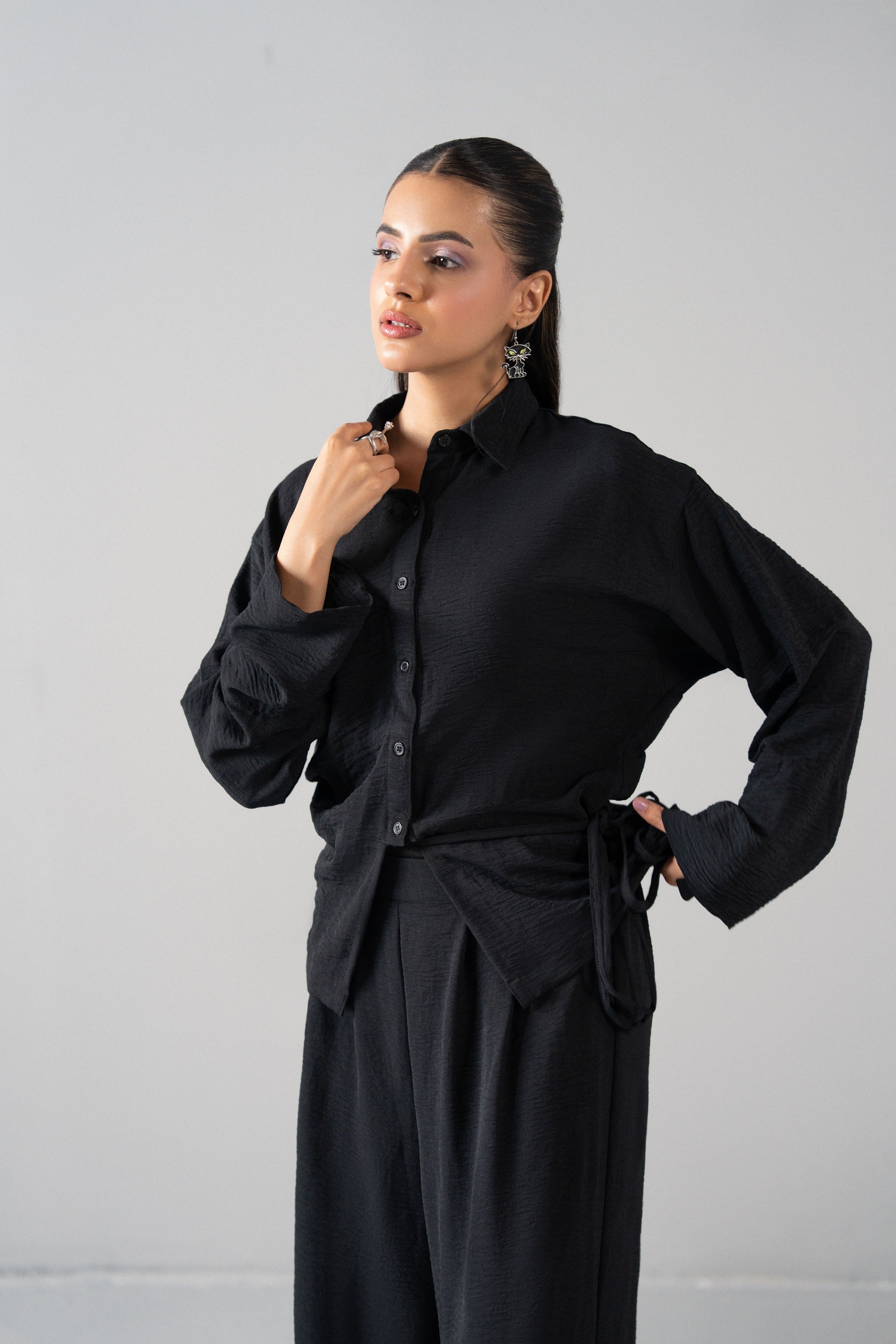 Placket-Tied Crunchic Set