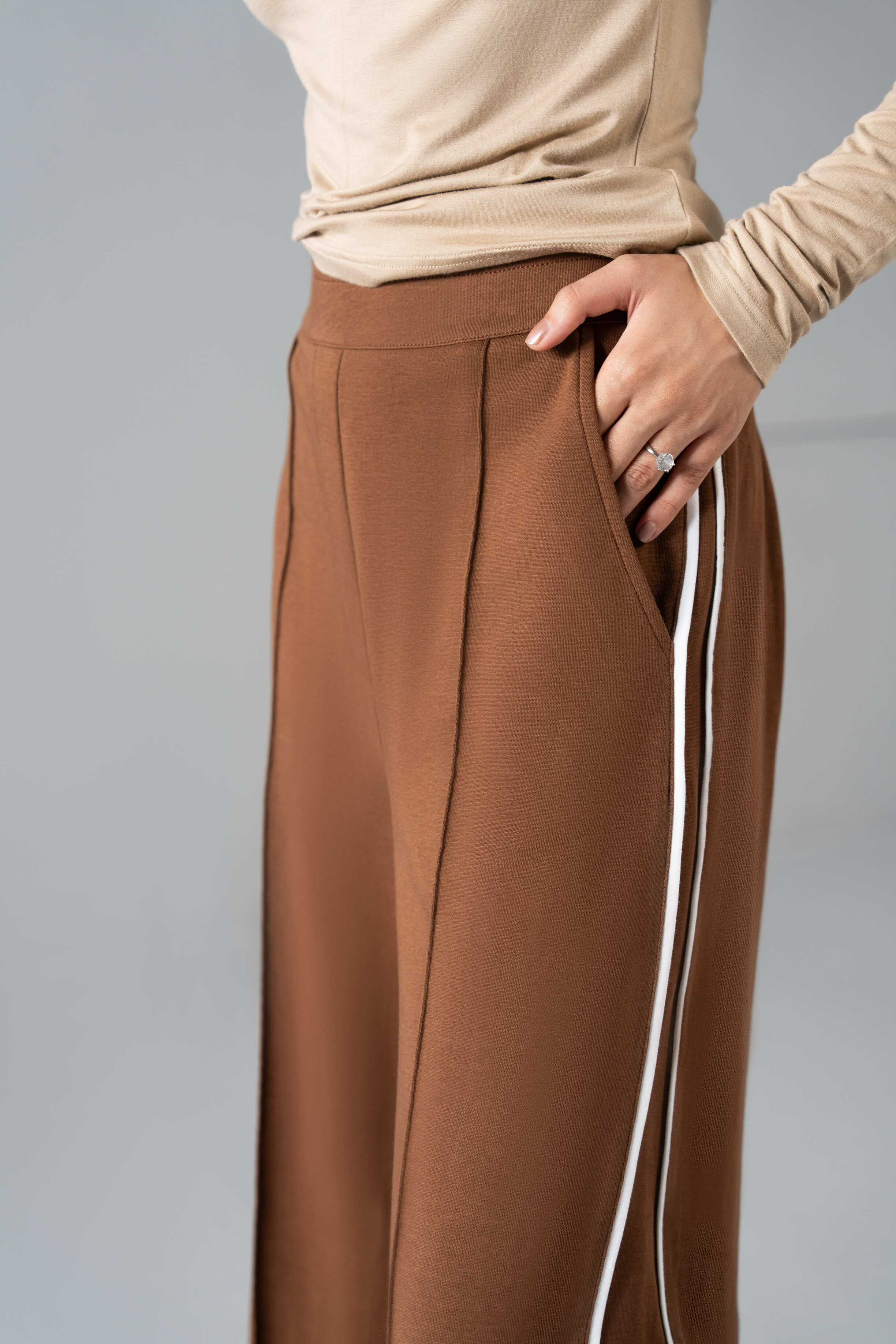 Side-Stripe Trouser